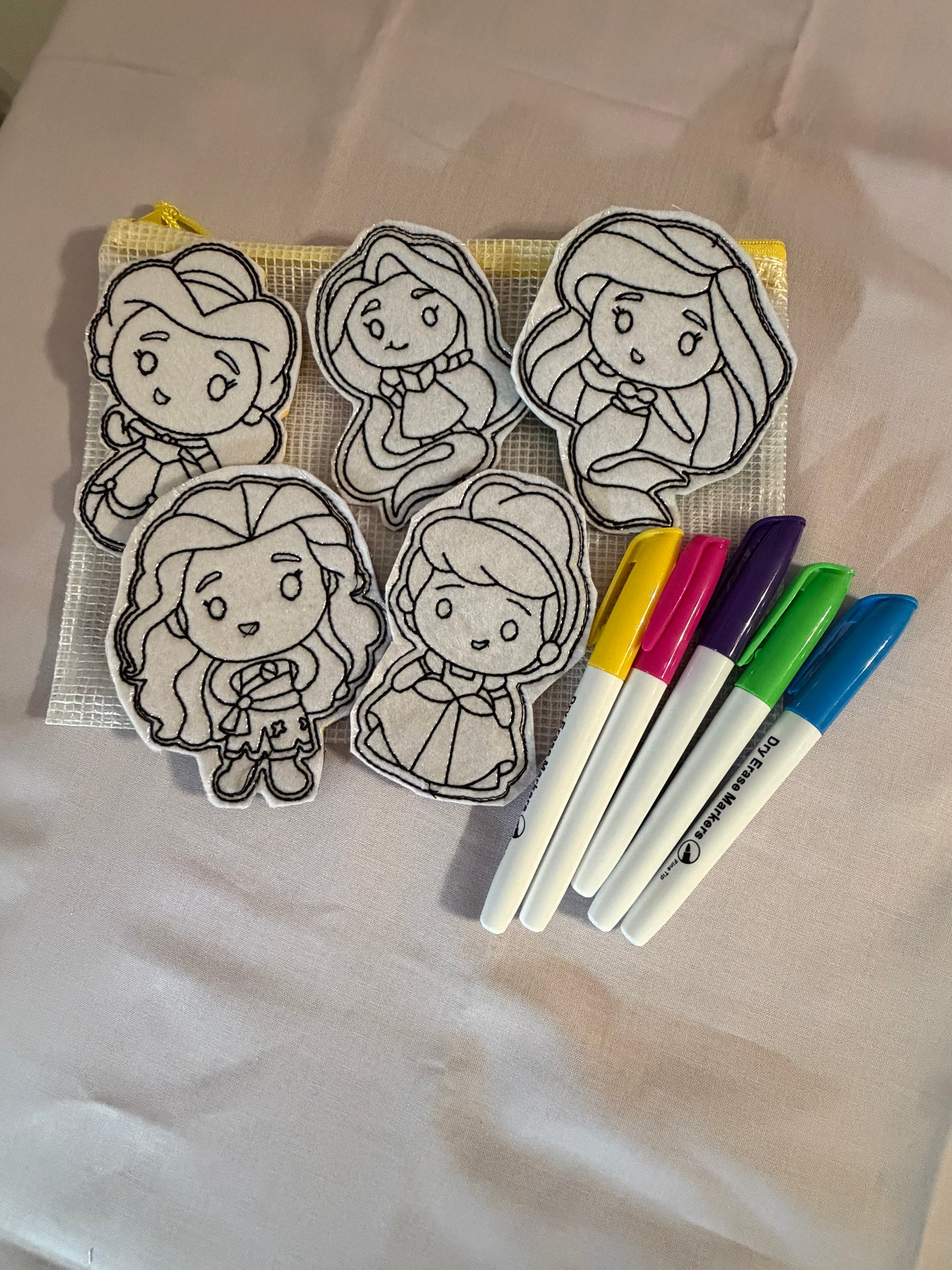 Coloring characters